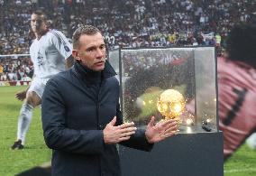 Andriy Shevchenko brings Ballon dOr to Ukraine