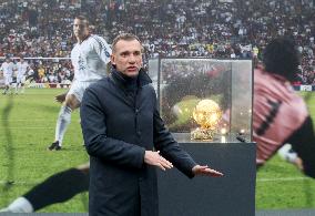 Andriy Shevchenko brings Ballon dOr to Ukraine