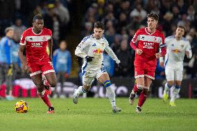 Leeds United FC v Middlesbrough FC - Sky Bet Championship