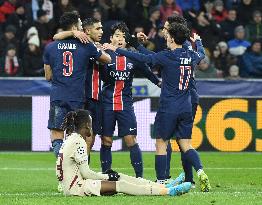 Champions League - Salzburg v PSG