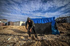 Displaced Live In Makeshift Shelters - Gaza