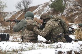 Citizens prepare for national resistance in Kharkiv region