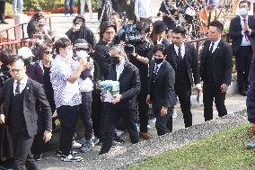 Writer Chiung Yao's Cremation Ceremony