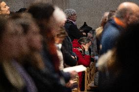 Mass dedicated to Donors at Notre Dame Cathedral - Paris