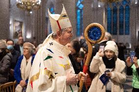 Mass dedicated to Donors at Notre Dame Cathedral - Paris