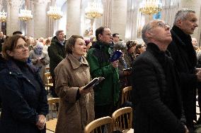 Mass dedicated to Donors at Notre Dame Cathedral - Paris