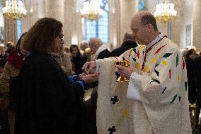 Mass dedicated to Donors at Notre Dame Cathedral - Paris