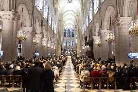 Mass dedicated to Donors at Notre Dame Cathedral - Paris