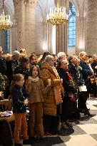 Mass dedicated to Donors at Notre Dame Cathedral - Paris