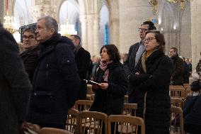 Mass dedicated to Donors at Notre Dame Cathedral - Paris