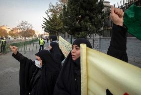 Pro-Hijab Rally In Tehran