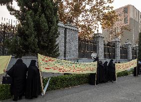 Pro-Hijab Rally In Tehran