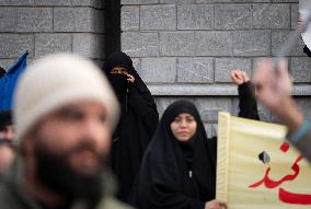 Pro-Hijab Rally In Tehran