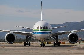 Saudia Boeing 787 on the runway after landing in Barcelona