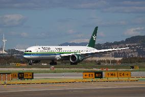 Saudia Boeing 787 on the runway after landing in Barcelona