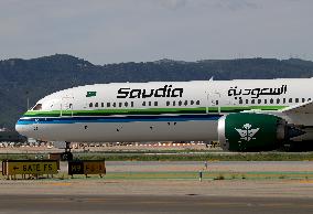 Saudia Boeing 787 on the runway after landing in Barcelona