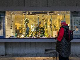 Christmas Shopping In Munich