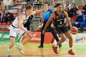 Legia Warszawa vs Bamberg Baskets - European North Basketball League