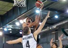 Legia Warszawa vs Bamberg Baskets - European North Basketball League