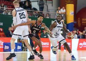 Legia Warszawa vs Bamberg Baskets - European North Basketball League