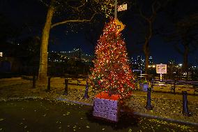 It’s Beginning To Look Like Christmas In The New York City