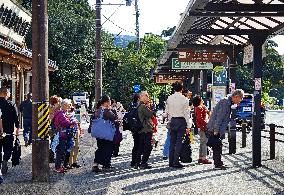 Elderly People Tourism in Japan