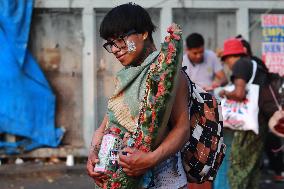 Pilgrims Arrive For Virgin Of Guadalupe Day - Mexico City