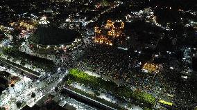 Pilgrims Arriving The Basilica Of Guadalupe