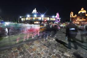 Pilgrims Arriving The Basilica Of Guadalupe