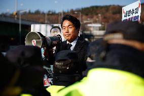 Political Turmoil Arises In South Korea Following President Yoon's Failed Attempt To Declare Martial Law