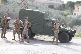 Lebanese Army Deploys Troops Around Southern Town