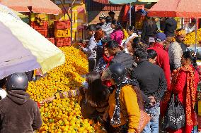 Nepali Market Flooded With Oranges As Season Kicks-in