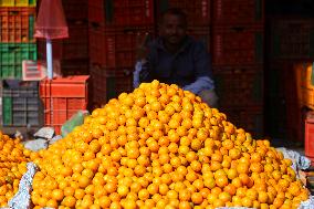 Nepali Market Flooded With Oranges As Season Kicks-in