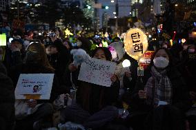 Political Turmoil Arises In South Korea Following President Yoon's Failed Attempt To Declare Martial Law