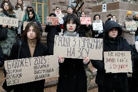 "Money For ZSU" rally in Kyiv