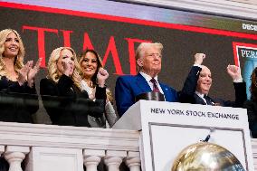 Trump Rings The NYSE Opening Bell - NYC