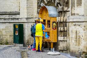 Daily Life In Brussels