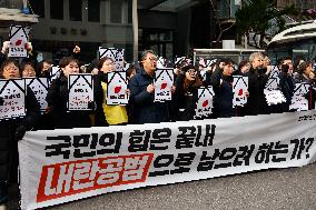 Press Conference Urging Ruling People Power Party To Support Impeachment Vote In Seoul