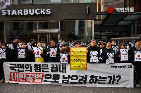 Press Conference Urging Ruling People Power Party To Support Impeachment Vote In Seoul