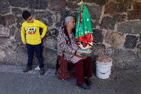 Mariachis Sing To The Virgin Of Guadalupe In Mexico