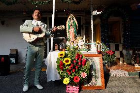 Mariachis Sing To The Virgin Of Guadalupe In Mexico