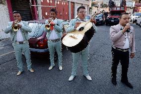 Mariachis Sing To The Virgin Of Guadalupe In Mexico