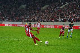 Olympiacos FC v FC Twente - UEFA Europa League 2024/25 League Phase MD6