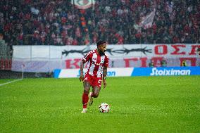 Olympiacos FC v FC Twente - UEFA Europa League 2024/25 League Phase MD6