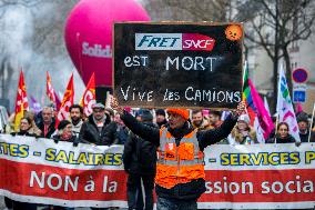 Demonstration for Employment and Industry - Paris