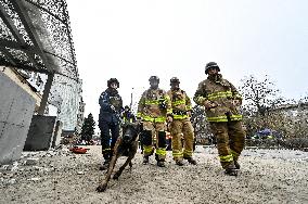 Response effort to Russian missile attack on medical facility in Zaporizhzhia