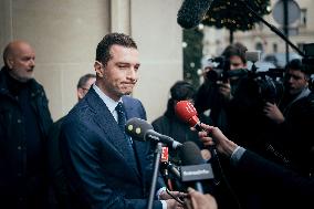 Jordan Bardella speaks to the press - Paris AJ