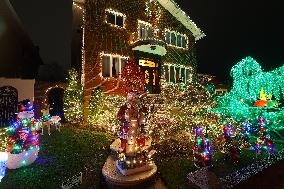 Dyker Heights Christmas Lights 2024