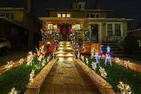 Dyker Heights Christmas Lights 2024