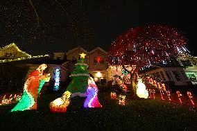 Dyker Heights Christmas Lights 2024